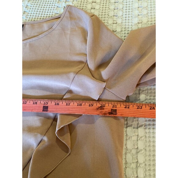 Shein Blouse Plus Size XL Tan Faux Wrap Style w/ Ruffle Hi Low Hem Travel Top - Picture 8 of 9